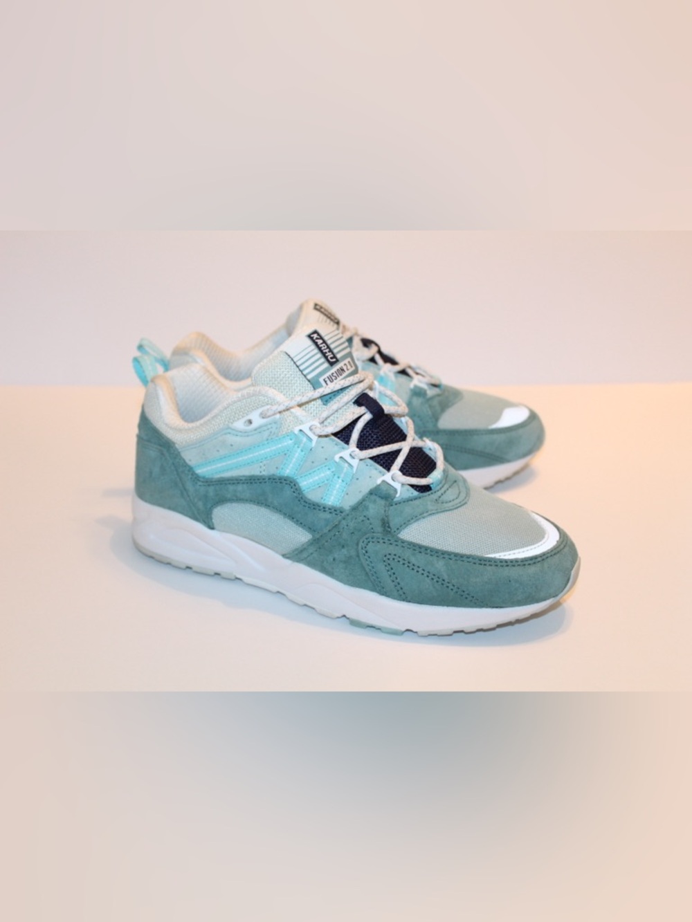 Karhu Fusion 2.0 Athletic Shoes Size Mens 7.5/ Womens 9 - Picture 3 of 11